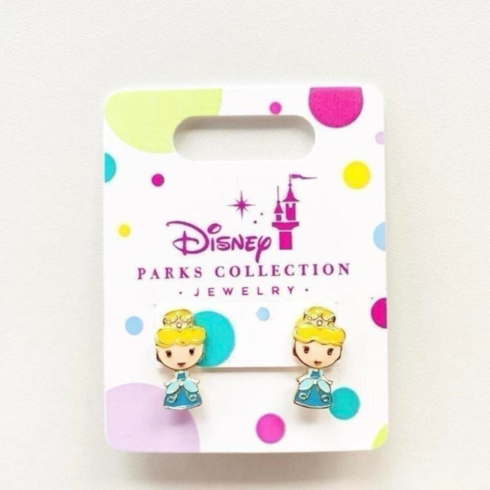 Disney Parks Collection Cinderella stud earrings